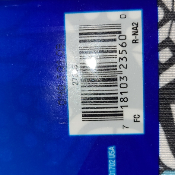 Text Book Covers Bundle of 3, Staples brand, Cool Prints, NWT - Picture 7 of 10